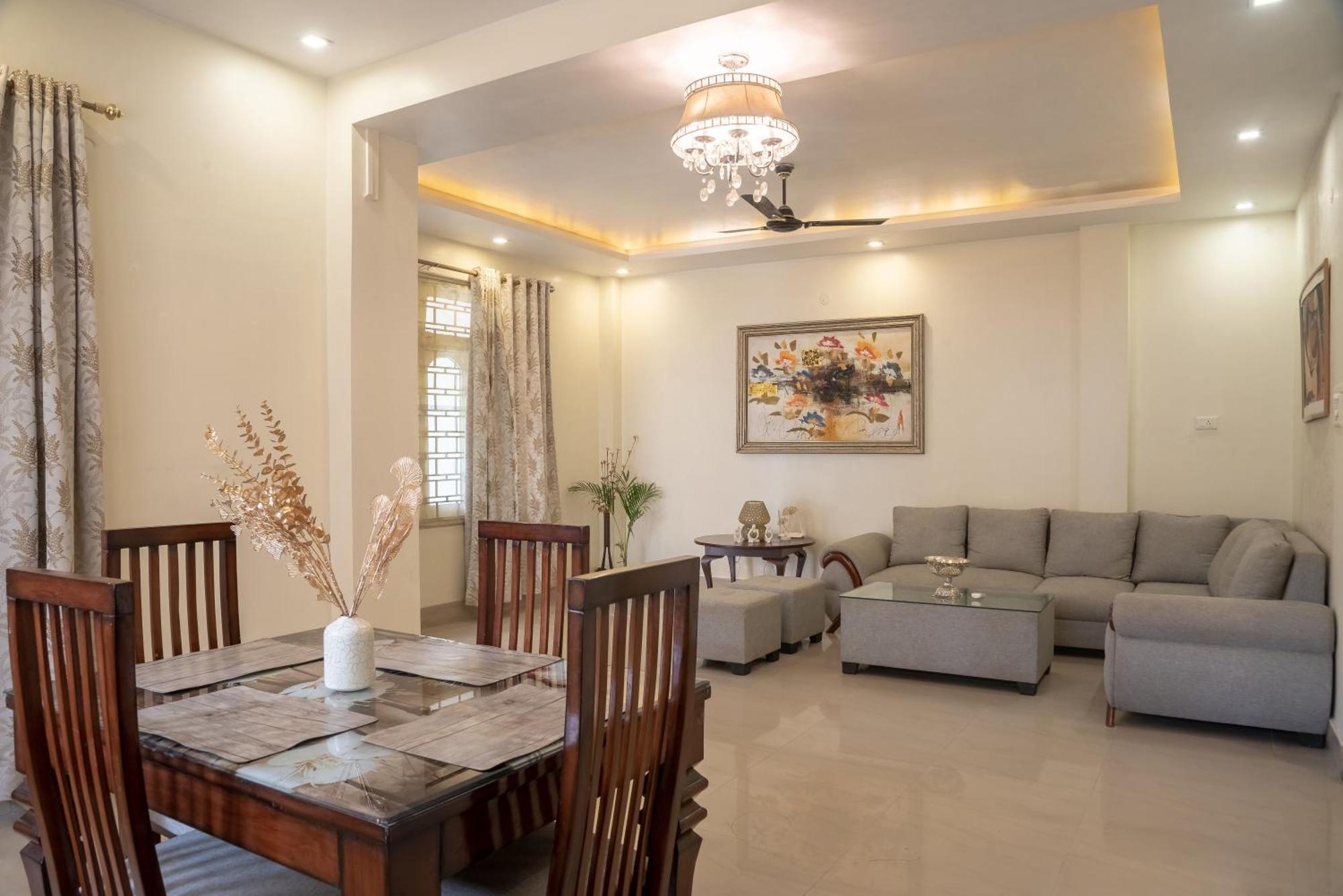 구와하티 The Urban Grandeur 1 B&B 외부 사진