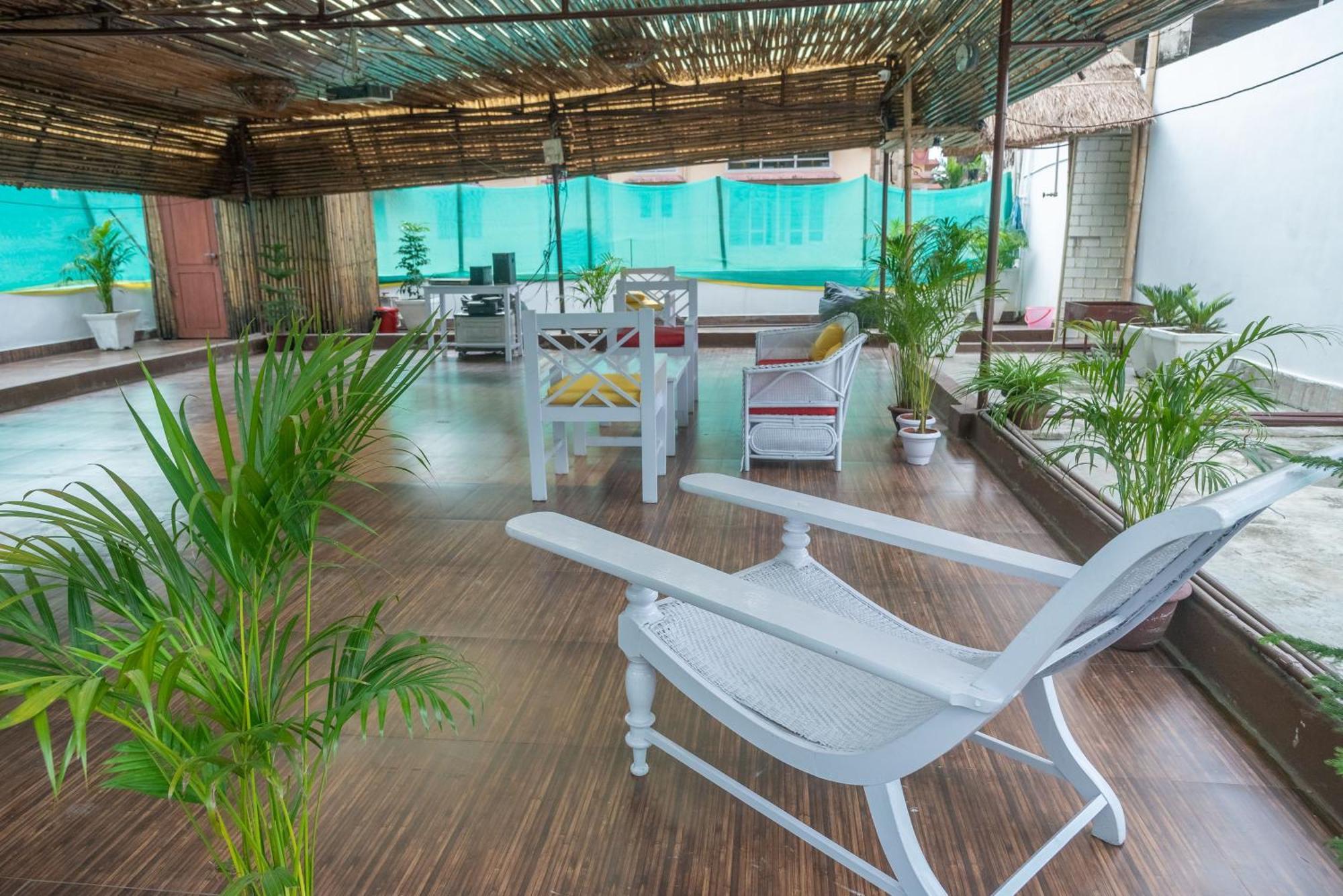 구와하티 The Urban Grandeur 1 B&B 외부 사진